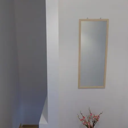 Dragan's House • 2 Floor Maisonette | 2bd | 2wc Kompítsion