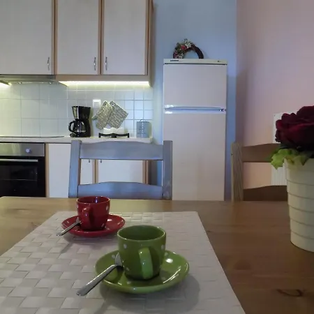 Dragan's House • 2 Floor Maisonette | 2bd | 2wc Apartament *
